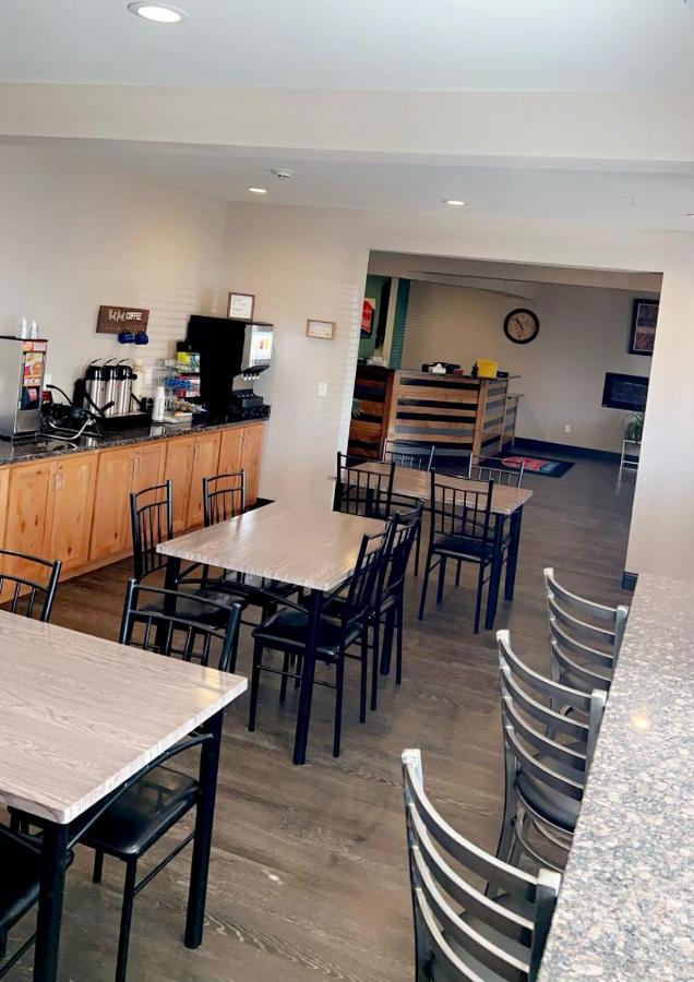 Fairbridge Inn & Suites Williston Exterior photo